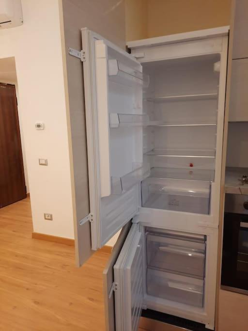 N&ghomesweethome Raffaelloelegante Ideale Affari Apartment Mailand